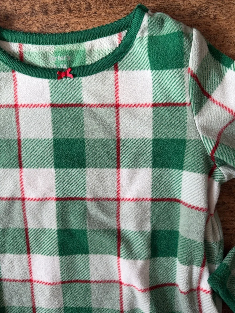 Girls Green and White Plaid nightgown girls size 6/7
